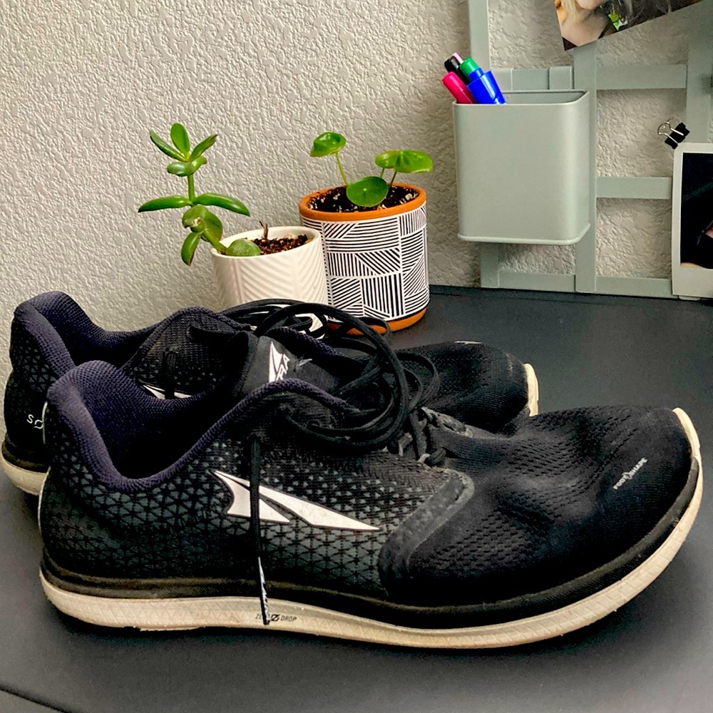 Altra Men’s Solstice Cross Training Shoes - Size 9.5, Black